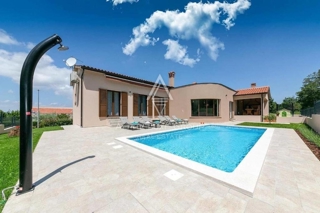 Labin, Istra - Eleganten 205 m² vila z bazenom
