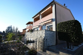 Apartmajska hiša s pogledom na morje, Istra, Pula