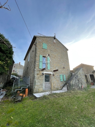 Istra, Momjan: Prenovljena kamnita hiša s pogledom