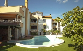 Apartmajska hiša z bazenom, Istra, Medulin