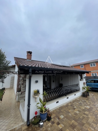 Istra, Poreč: Energijsko ucinkovita hisa z galerijo