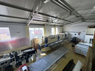 Umag, okolica - Industrijsko skladišče/hala, 280 m², naprodaj ali za dolgoročni najem