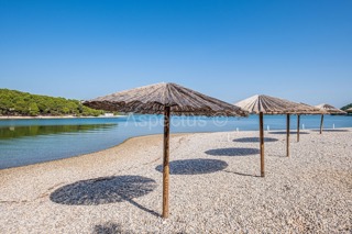 Stan s pogledom na more, dvosoban, parking, Banjole, Medulin