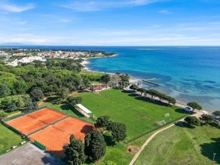 Novouređena kuća s 5 apartmana, Općina Medulin