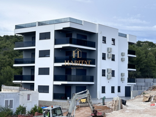 Dalmacija, Okrug Gornji, Penthouse 147m2, panoramski pogled na morje, bazen