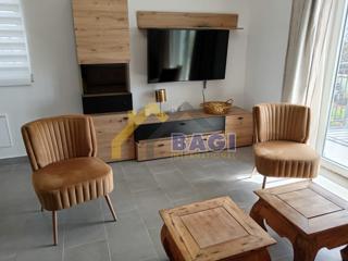 Stanovanje v bližini Pule 85m2 - dve parkirni mesti - skupni vrt