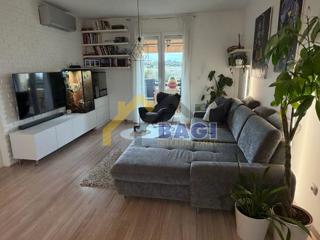 PRILOŽNOST – Dvosobno stanovanje Pula 89 m² + Parkirno mesto