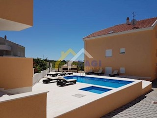 Apartmaj Stara Novalja, Novalja, 624m2