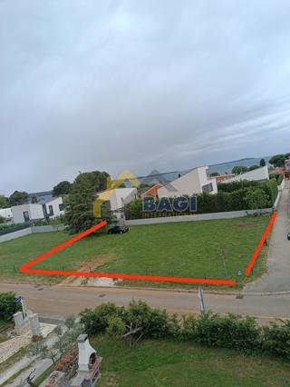 ISTRA - FAŽANA Privlačno gradbeno zemljišče, 100 m od morja