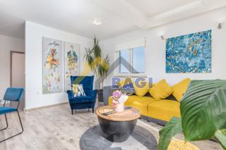 VALBANDON - dvoetažni apartma blizu morja