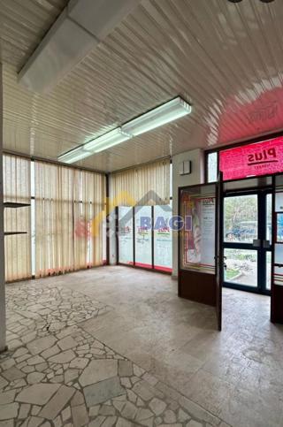 VRHUNSKA LOKACIJA PULA VERUDA POSLOVNI PROSTOR 87m2