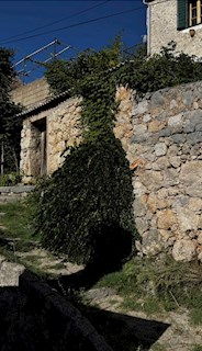 Kamnita hiša - Projekt prenove v Vrisniku, Otok Hvar