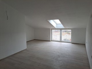 Stanovanje - Ližnjan