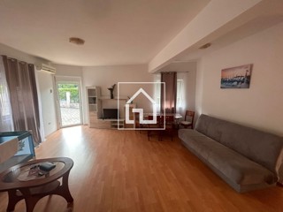 Stanovanje - Ližnjan