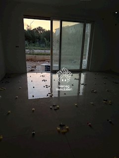 MEDULIN – Apartma 50 m² + Vrt 50 m²