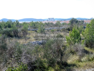 Zemljišče Vodice, 9.000m2