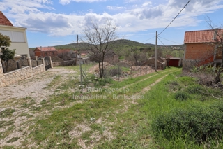 Zemljišče Gaćelezi, Vodice, 1.100m2