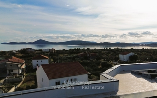 Apartma/Stanovanje Vodice, 112,53m2