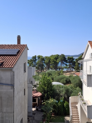 Apartma, Vodice, drugo nadstropje, dvigalo, pogled na morje