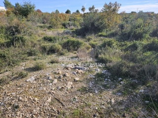 Zemljišče Vodice, 616m2