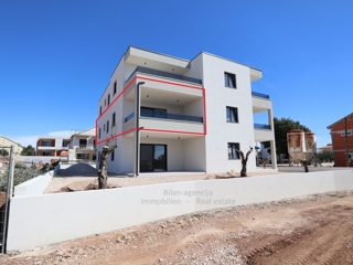 Apartma/Stanovanje, Vodice, 2 spalnice, 2 parkinga