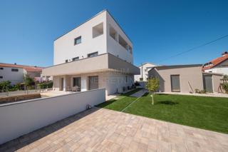 Odlično stanovanje na mirni lokaciji, Vodice