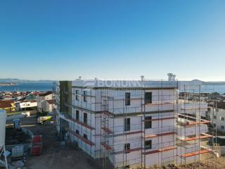 Prodamo prostoren apartma v pritličju novogradnje, Vodice