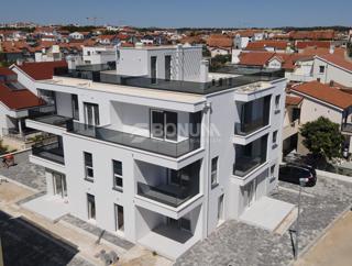  Majhno stanovanje v pritličju moderne stavbe, Vodice