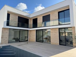 Lepa moderna vila z bazenom, Tribunj