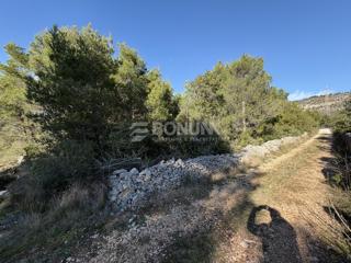 Stavbno zemljišče 2.132 m² – Dubrava pri Šibeniku