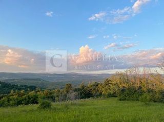 Zemljišče Krušvari, Buzet, 20.000m2