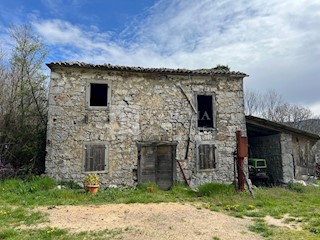 Zemljišče Roč, Buzet, 3.524m2