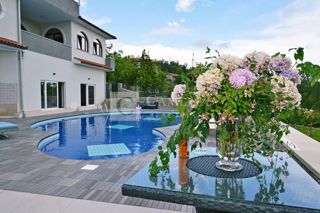 Hiša Jurdani, Matulji, 700m2