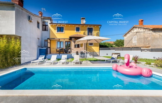 Hiša s bazenom, Ližnjan, Istra