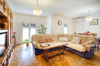 Hiša, terasa, garaža, Pula, Istra