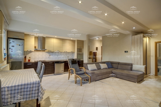 Trosobno stanovanje, Monvidal, Pula, Istra