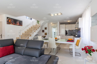 Dvoetažno stanovanje, tri terase, Pula, Šijana