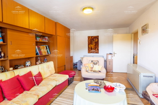 Stanovanje, dvosobno, balkon, dvigalo, Pula, Istra