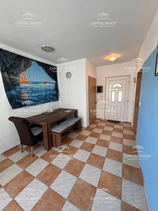 Hiša, trije stanovanji, terasa, Fažana, Istra