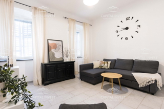 Stanovanje, enosobno, Center, Pula, Istra