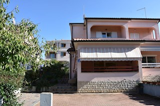 Poreč, očarljiva hiša dvojček, nedaleč od centra mesta