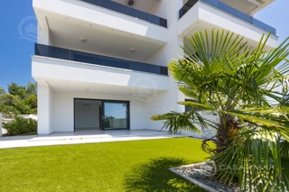 Stanovanje Malinska, Malinska-Dubašnica, 160m2