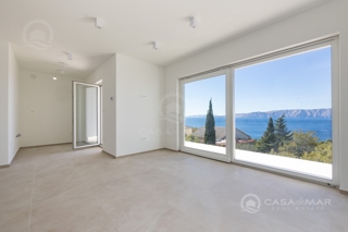 Apartma v novogradnji s prekrasnim panoramskim pogledom na morje