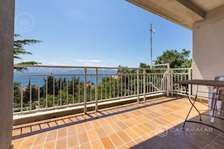 Stanovanje Novi Vinodolski, 75,85m2