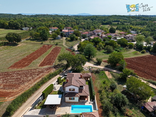 ISTRA, POREČ - Samostojna hiša v okolici Vižinade