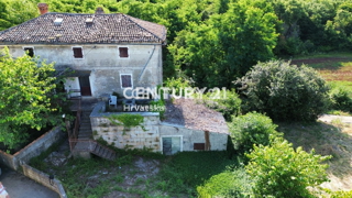POREČ, OKOLICA, KAMNITA HIŠA ZA RENOVACIJO Z VELIKIM POTENCIALOM