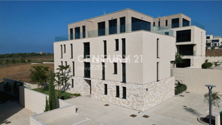 Prodaja, stanovanje, 3-prostorsko, Istarska županija, Umag