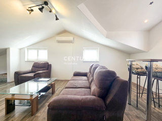 VABRIGA, PRODAJA STANOVANJA V DRUGEM NADSTROPJU Z GARAŽO IN KLETJO