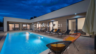 Prodaja, hiša, samostojna, Istarska županija, Svetvinčenat, Juršići