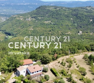ISTRA, SOVINJAK, HIŠA z lepo vrtno površino in čudovitim razgledom